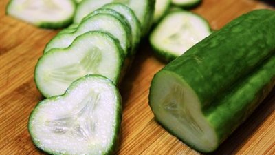 الخيار .. الحل السحري لجميع مشاكل البشرة الدهنية