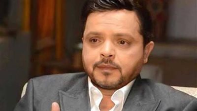 محمد هنيدى يسخر من عطل مواقع التواصل الاجتماعى