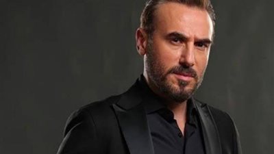 باسم مغنية يهاجم محمد رمضان بعد تكريمه كسفير للشباب