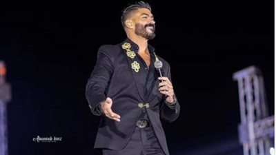 خالد سليم ينشر صور جديدة من كواليس حفله الأخير