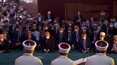 عاجل.. أول تعليق من ترامب علي ”صلاة أردوغان ” في كنيسة ” آيا صوفيا”