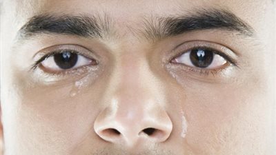 مفاجأة.. ”البكاء”  يقوي المناعة ويحصن من ”فيروس كورونا ”