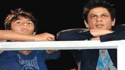 بعد القبض عليه لحيازته المخدرات.. نجل شاروخان ينتظر قرار المحكمة