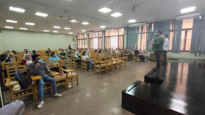 بالفيديو والصور .. شاهد فعاليات بدء العام الدراسي الجديد بجامعة القاهرة