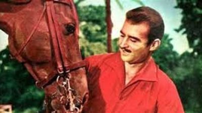 البرنس في سطور.. حكايات لا تعرفها عن أحمد مظهر