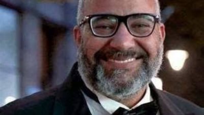 بيومي فؤاد يودع الديكور الخاص بفيلم ”الخطة العامية”