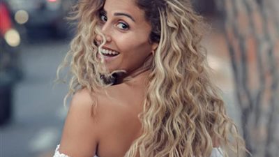 5 أفلام دفعة واحدة..مين يقدر علي دينا الشربيني ؟