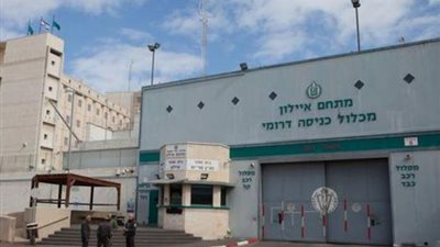 الأسرى الفلسطينيون يرفضون الإجراءات العقابية في السجون الإسرائيلية