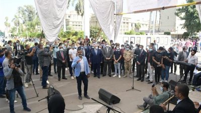 بالصور .. فريق أوركسترا جامعة يحتفل بالذكرى الـ 48 لانتصارات أكتوبر