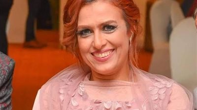 تفاصيل عودة سيمون للغناء بعد غياب طويل