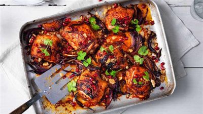 «زي المحلات».. كيفية إعداد دجاج بالرمان