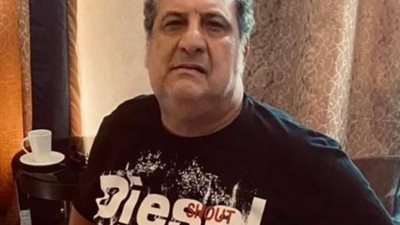 بعد ظهوره على كرسي متحرك.. تطورات الحالة الصحية للفنان خالد الصاوى