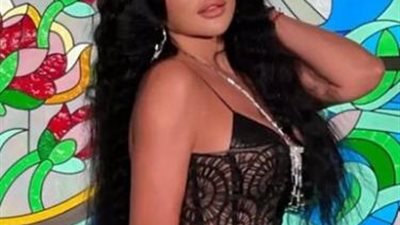 هيفاء وهبى بإطلالة جريئة في أحدث ظهور لها