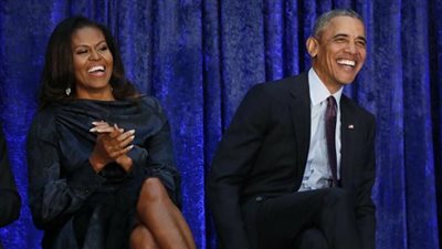 كورونا على الطاولة.. أوباما في ضيافة أولى حلقات «بودكاست»