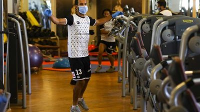 رغم مخاوف كورونا.. مران جاد للمصري بصالة الجيمانزيوم