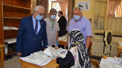 من داخل ”الكنترول”.. رئيس امتحانات الثانوية العامة يطمئن الطلاب علي النتيجة