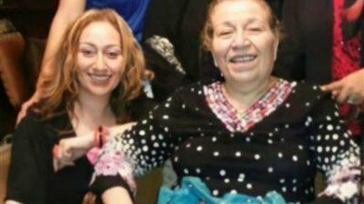 بالصور.. أول ظهور لوالدة الفنان احمد مكى على السوشيال ميديا