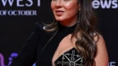 نجلاء بدر بإطلالة جريئة فى افتتاح مهرجان الجونة السينمائي بدورته الخامسة