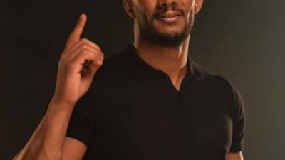 محمد رمضان بدخول مميز على الريد كاربت فى مهرجان الجونة ويرفع شعار ”نمبر وان”