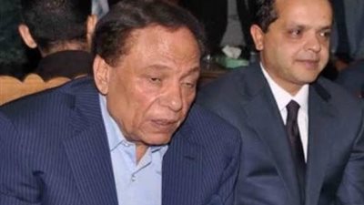 الكوميديان الصغير.. لماذا أزعج نجاح محمد هنيدي الزعيم عادل إمام؟