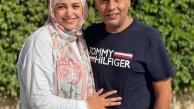 محمود عبد المغنى يغازل زوجته بكلمات رومانسية