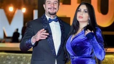 بالصورة.. مفاجأة خاصة لـ أحمد الفيشاوي من زوجته في كواليس ”٣٠ مارس”