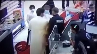 الشاب المصرى المعتدى عليه بالكويت يروى تفاصيل الواقعة وتطوراتها .. فيديو