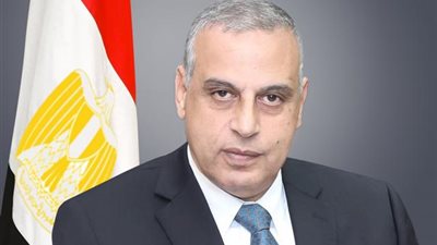 محافظ سوهاج يعلن إزالة 430 حالة تعد على أملاك الدولة خلال 18 يوما