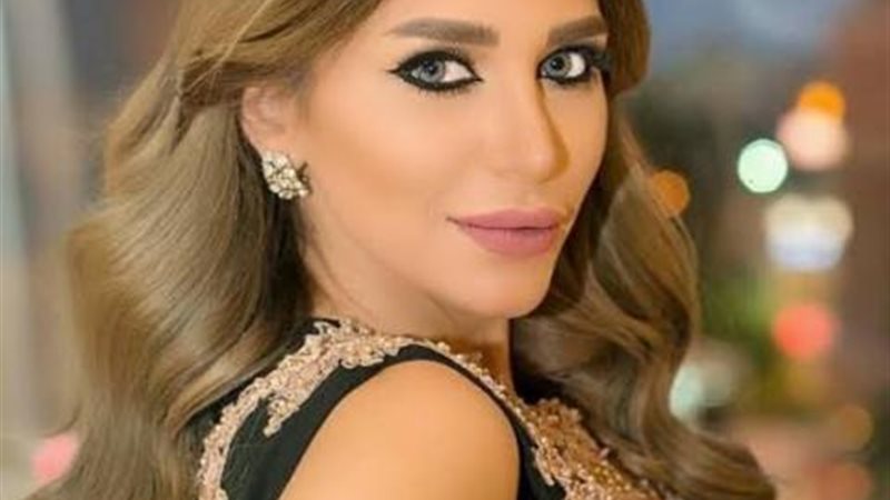 سارة نخلة