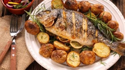 «زي المحلات».. أسهل طريقة لتحضير سمك دنيس مشوي