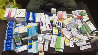 بعد ضبط 30 ألف قرص دواء غير مرخص..«صحة القاهرة» تنصح بعدم شراء الأدوية الإلكترونية