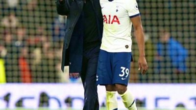 توتنهام يجدد تعاقده مع جافيت تانجانجا حتى 2025