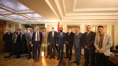 وزير التعليم العالي يلتقي وفد جامعة ليون (جون مولان 3) الفرنسية .. تفاصيل