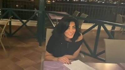 حورية فرغلى تتعاقد على ”التجربة” مع محمود سليم