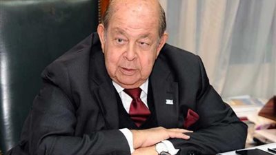 وزير المالية يحدد مصير الضريبة العقارية على المصانع 2 نوفمبر