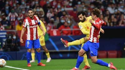 عاجل.. مؤامرة خبيثة لحرمان محمد صلاح من الكرة الذهبية