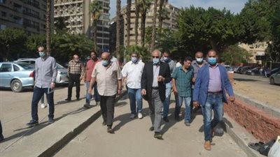 خلال جولة ميدانية.. محافظ الجيزة يتابع نسب تنفيذ مشروعات تطوير الطرق والمحاور بهذه المناطق