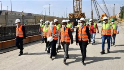 وزير النقل الموريتانى يتفقد محطات الخط الرابع لمترو الأنفاق