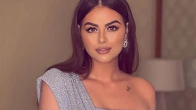 هنادى مهنا تحتفل بتصدرها التريند على طريقتها الخاصة