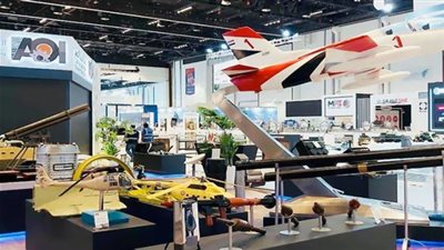 وزيرالإنتاج الحربى يتفقد المنتجات المشاركة فى معرض EDEX 2021