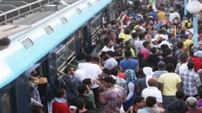بسبب عطل فى الشبكة الكهربائية..ارتباك فى حركة الخط الأول للمترو