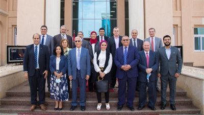 أكاديمية البحث العلمى والجامعة البريطانية تطلقان ”حاضنه التكنولوجيات الخضراء والذكيه” بالجامعة البريطانيه