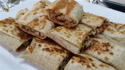 استقبلى العيد.. بخطوات سهلة لطهي «رقاق الشاورما»