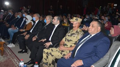 محافظ القليوبية يشهد إحتفالية مدرسة الشبان المسلمين بالمولد النبوي الشريف