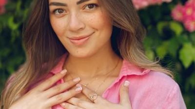 ليلى أحمد زاهر تتألق بإطلالة مختلفة فى أحدث جلسة تصوير