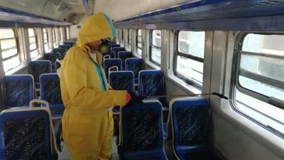 السكة الحديد تواصل تطهير وتعقيم المحطات و القطارات