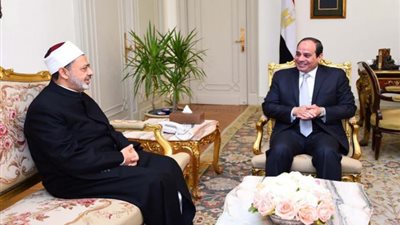 الإمام الأكبر يهنئ الرئيس السيسي والمسلمين بعيد الأضحى المبارك