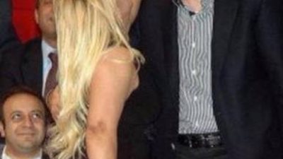 حامي الإسلام  يعيش  علي عرق العاهرات.. أردوغان يرفض إغلاق بيوت الدعارة بسبب 4 مليارات دولار