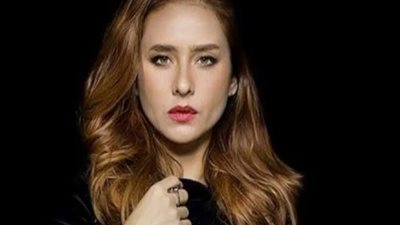 نيللى كريم زعيمة مستعمرة فى مسلسل ”الجسر”