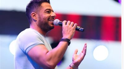 شاهد.. محمد حماقى فى شجار بين الطلبة بجامعة الدلتا